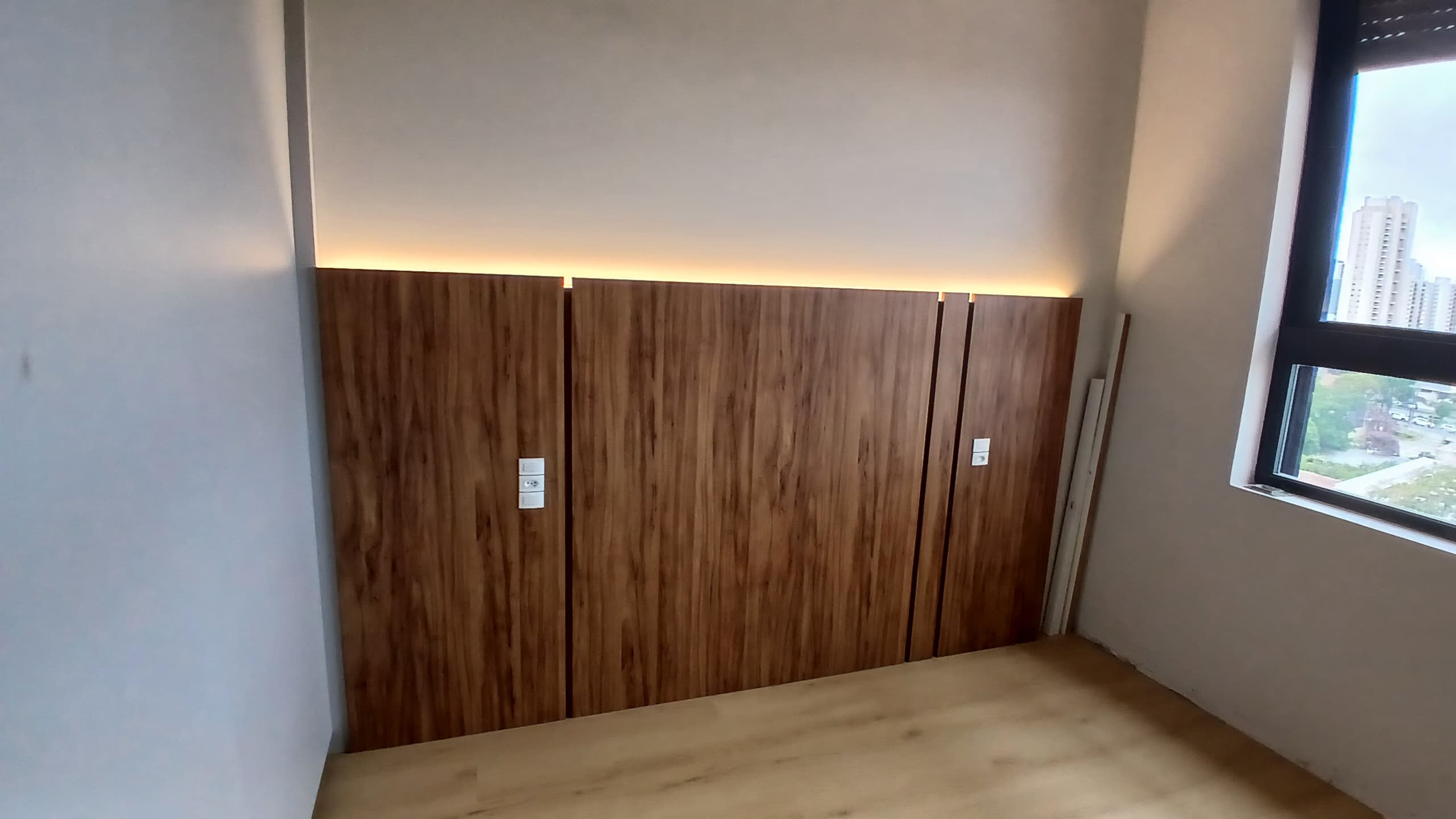 Rack e painel de TV para sala